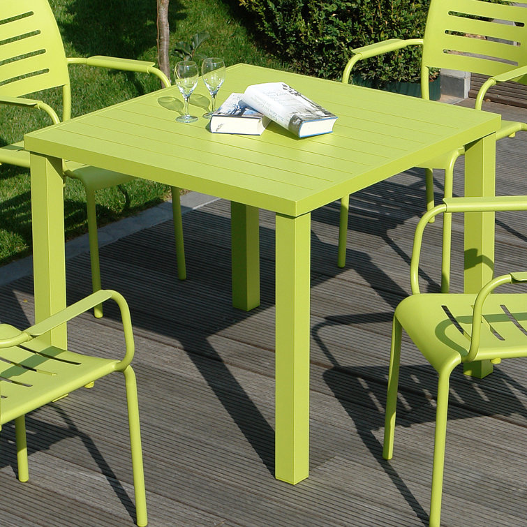 Bolden Dining Table
