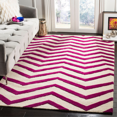 Sanyla Hand Tufted Wool Chevron Rug