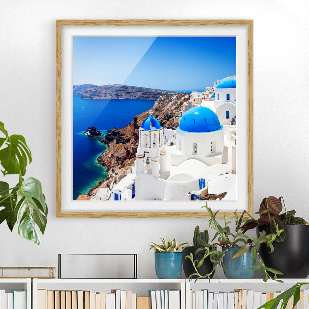 Gerahmtes Poster View Over Santorini