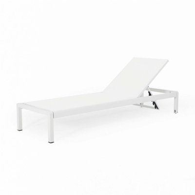 Chaise Lounge