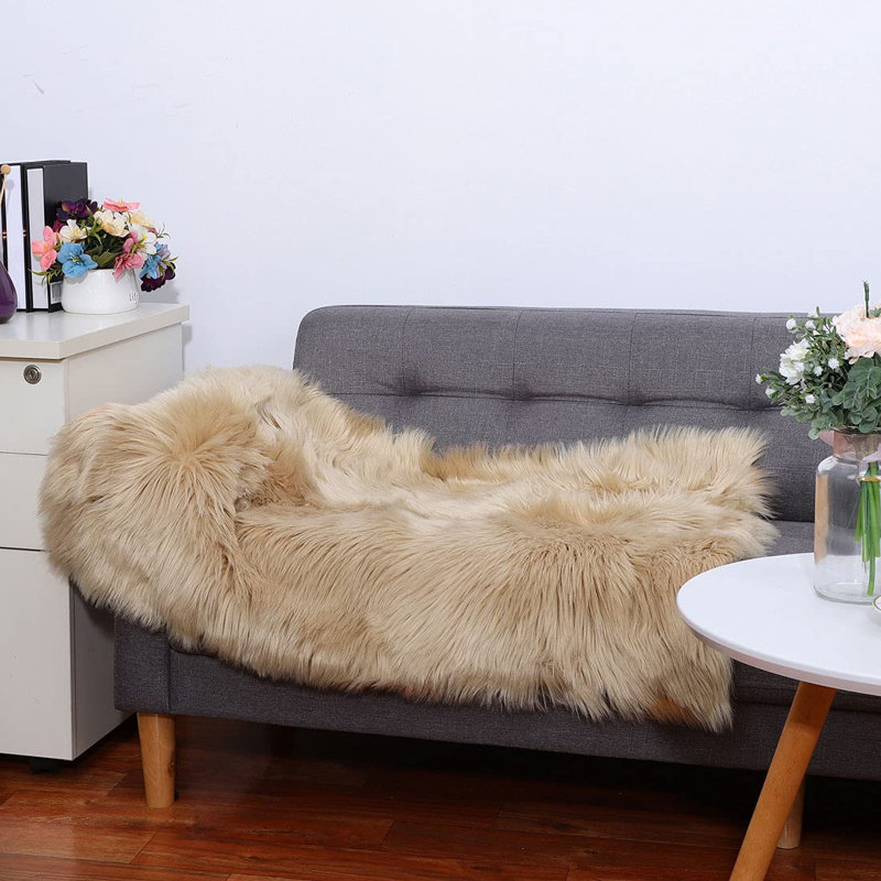 Maeliyah Faux Sheepskin Indoor Rug, Rectangle 3' x 5'