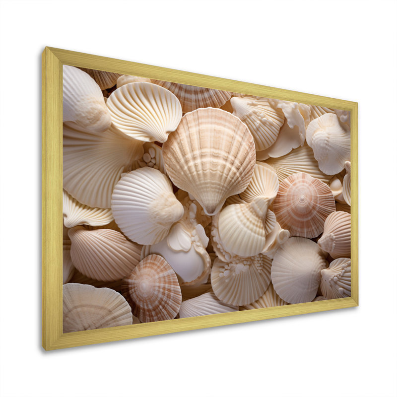 Beige palourde, coquillage, symphonie I - impression, Encadrement doré, H 34 po x l 44 po x P 1,5 po