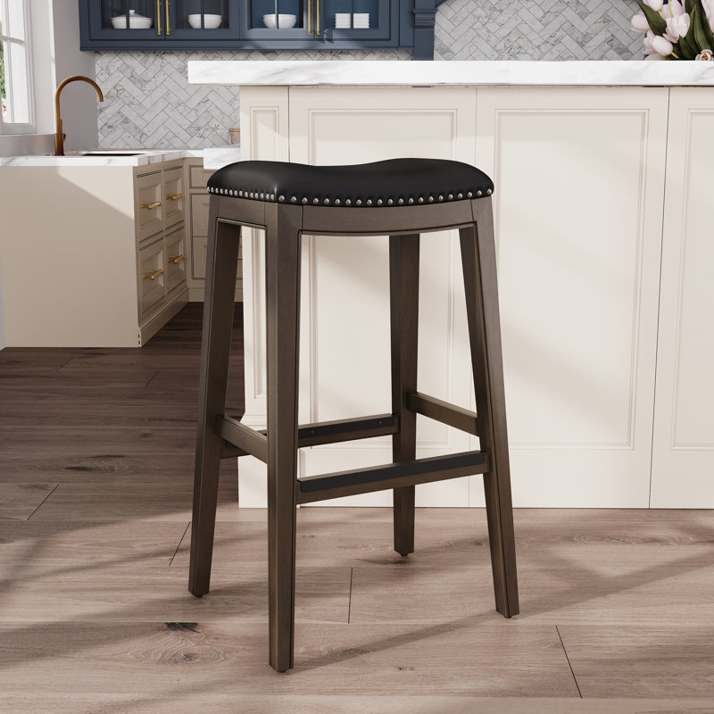 Tabouret de bar de 30 po de hauteur, finition gris patiné, siège en cuir noir