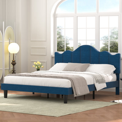 Structure de grand lit avec tête de lit ajustable, lit plateforme tapissier, sommier, aucun sommier requis