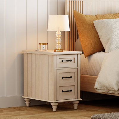Dahiana 4 Legs End Table with Storage