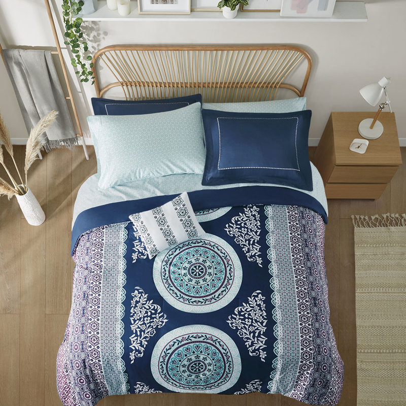 Ensemble d'édredon pour lit simple - motif médaillon bleu marine, draps en microfibre douce, bordures brodées, option de literie tout compris et tendance, couvre-lit, tissu, sophistiqué