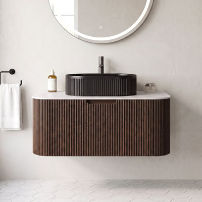 Meuble-lavabo mural 36 po pré-assemblé, armoire en contreplaqué avec tiroir à fermeture en douceur, comptoir en pierre frittée et vasque ovale en céramique avec trou de robinet pré-percé