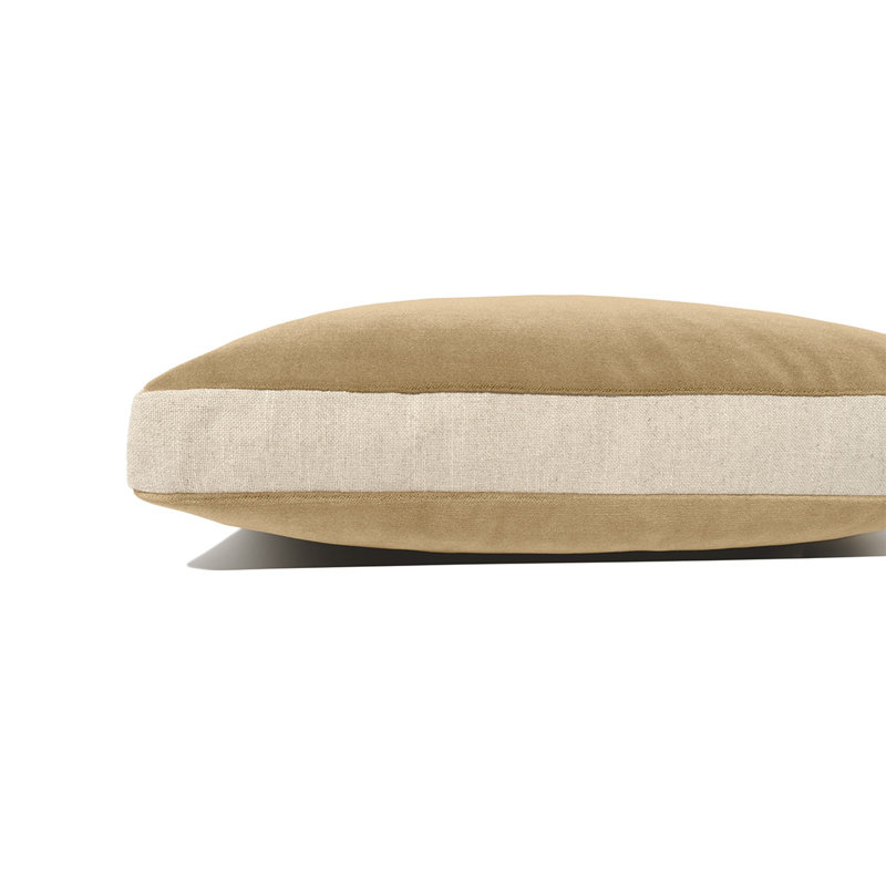 Deveraux Box Throw Pillow, Fawn
