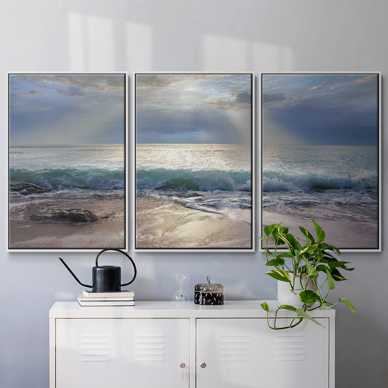 «Aqua Blue Morning», peinture sur toile 3 pièces, H 24 po x l 48 po, Cadre blanc