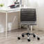 Chaise de travail en similicuir