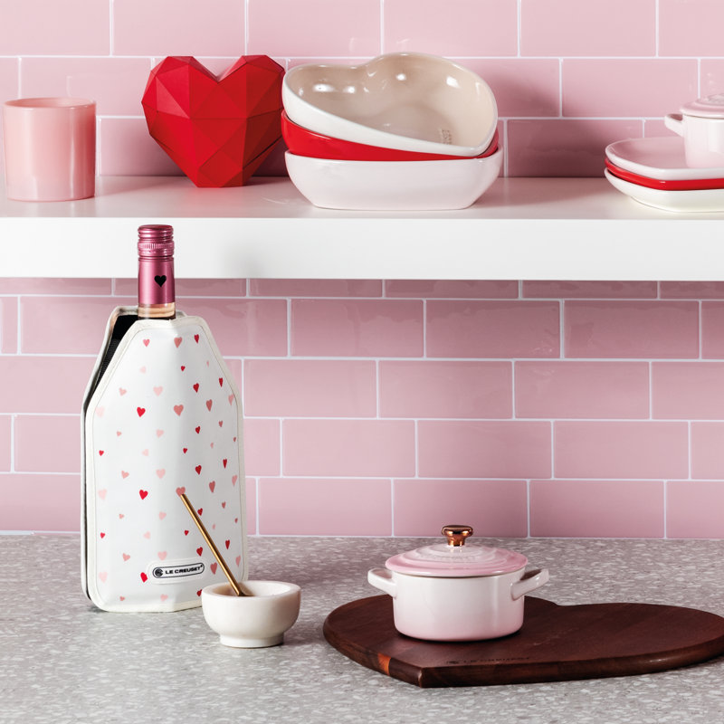 Le Creuset Stoneware Heart Bowl, Shell Pink