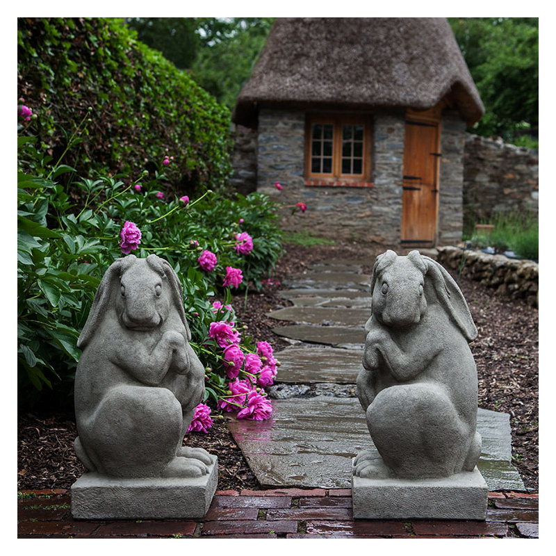 Statue lapin Newport, Graystone, Faisant face vers la gauche
