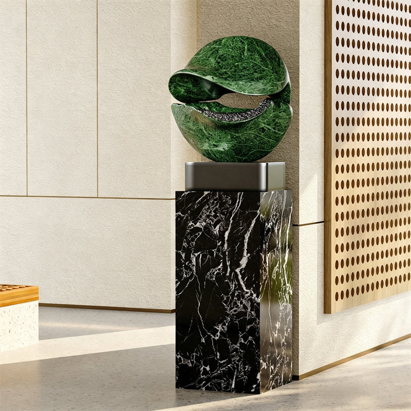 Sculpture italienne luxueuse en résine
