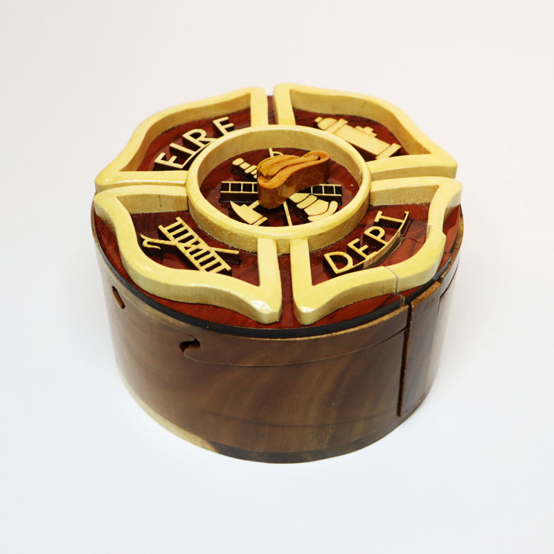 Boîte à puzzle en bois intarsia