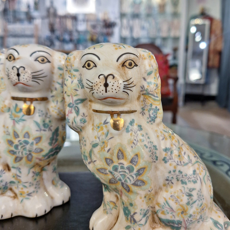 Staffordshire Style Dog Figurines – Chimney Pattern Small (Set of 2)