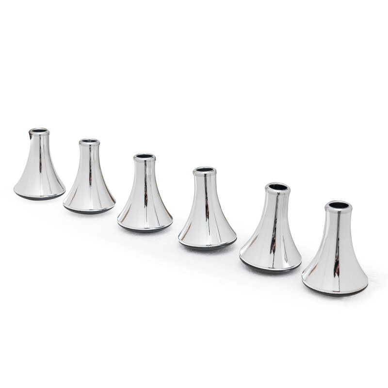 Le cadre de lit Hansell en chrome glisse les pieds pour remplacer les roues, Argent