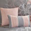 Literie - Coton imprimé gris / pêche avec rembourrage et coussins texturés-120264811