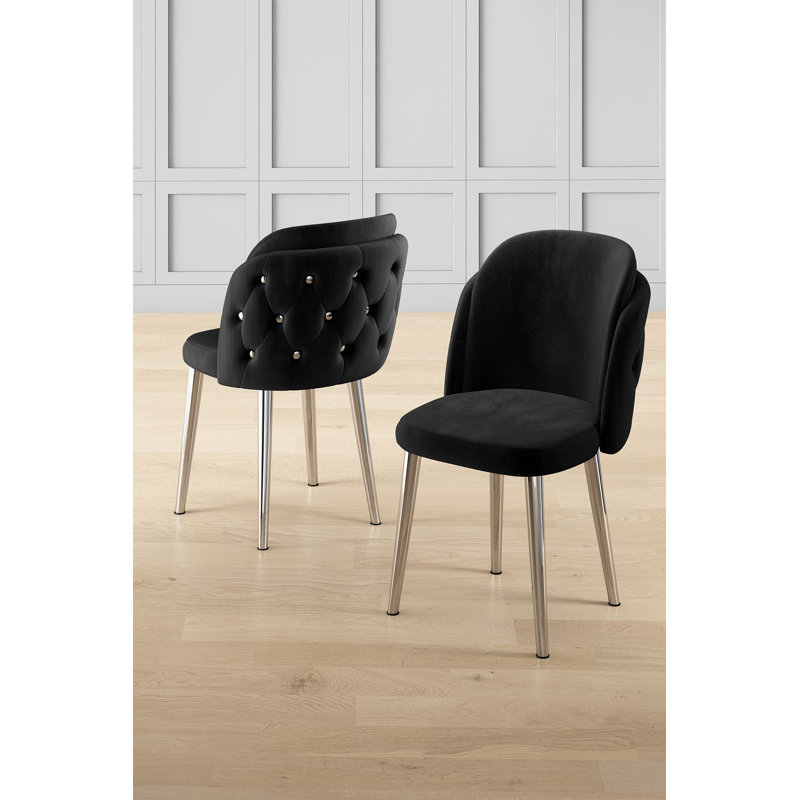 Ensemble de chaises modernes (4 pièces), noir et chrome, 17,7 po x 32,3 po x 18,1 po | Structure 100% métal, dossier en contreplaqué, tissu BabyFace, siège en mousse 28 pouces | Élégant et confortable pour la salle à manger ou le salon, conception élégante