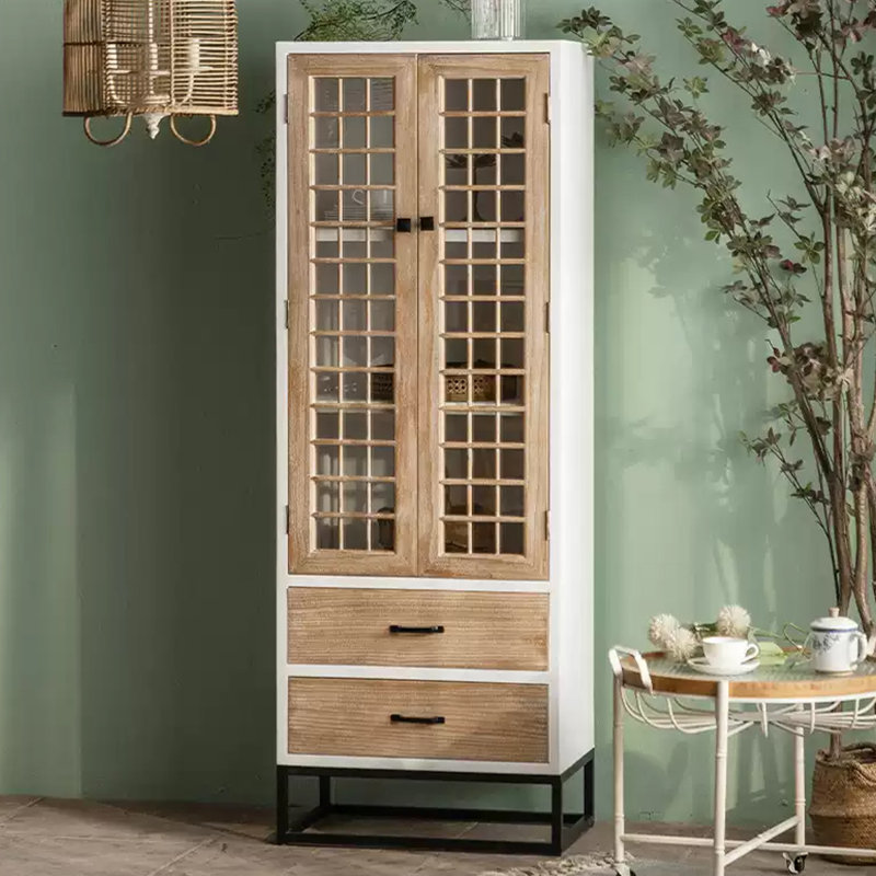 Vaisselier en bois manufacturé rétro