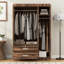Armoire-penderie à trois portes avec 2 tiroirs et 2 tringles de suspension, brun