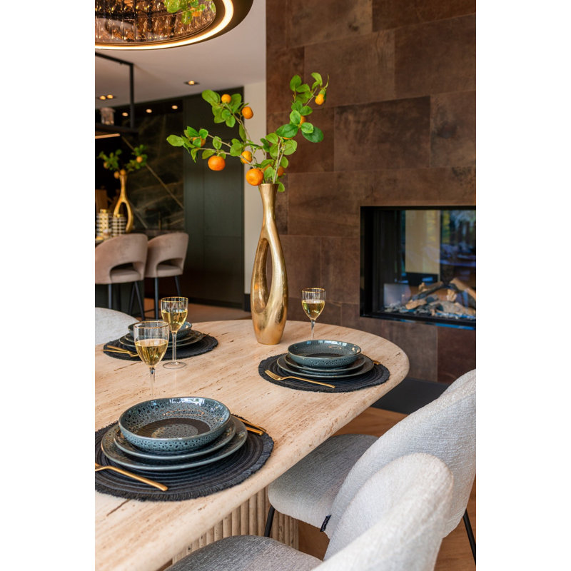 La Cantera Oval Dining Table