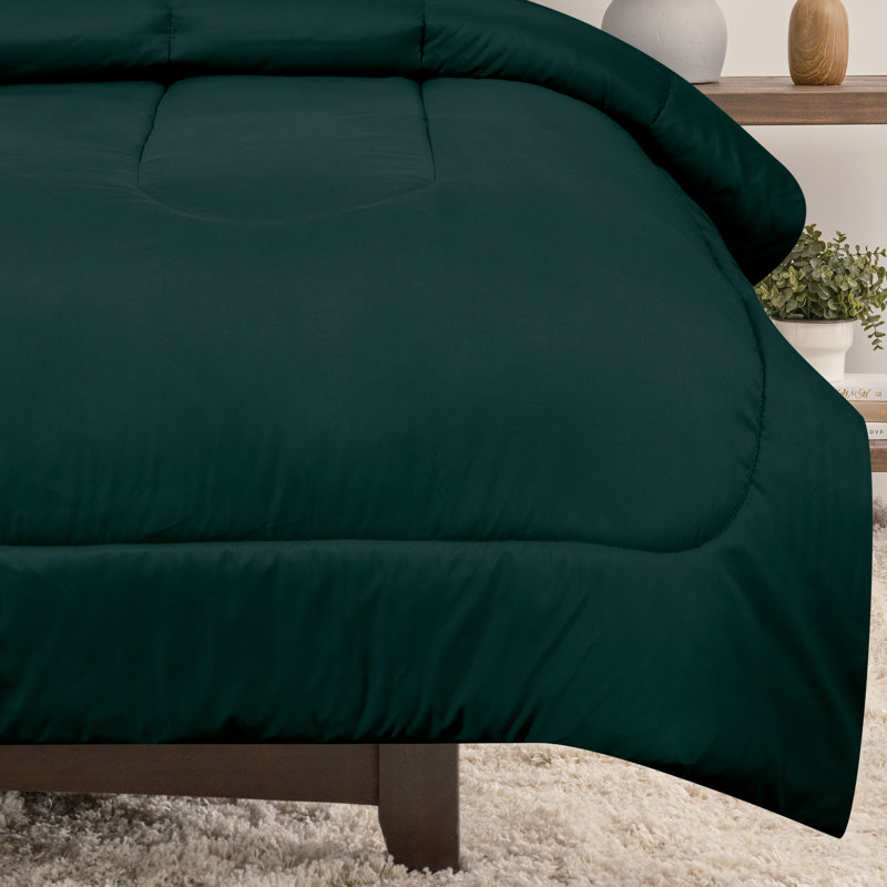 3-Piece Chanasya Solid Dark Green Microfiber Comforter Set, King Comforter + 2 King Shams