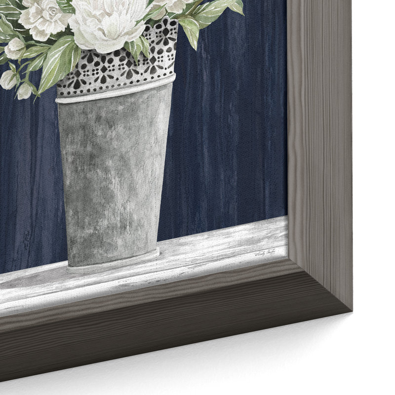 «Punched Tin White Floral» par Cindy Jacobs, reproduction d'art sur toile blanche et bleue, H 24 po x l 18 po x P 2 po