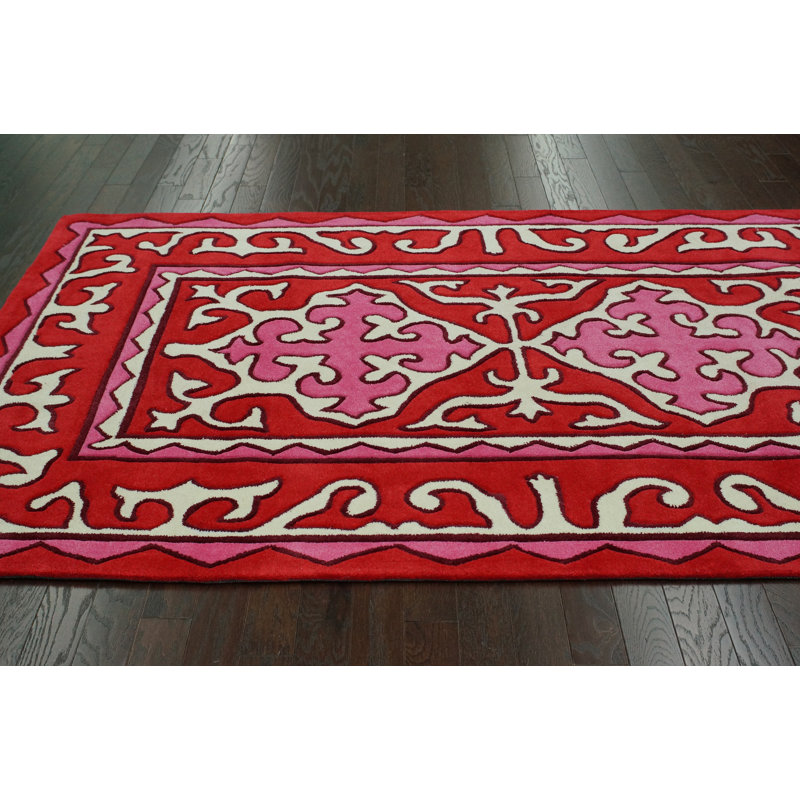 Tapis rouge Falynne, 7 pi 6 po x 9 pi 6 po
