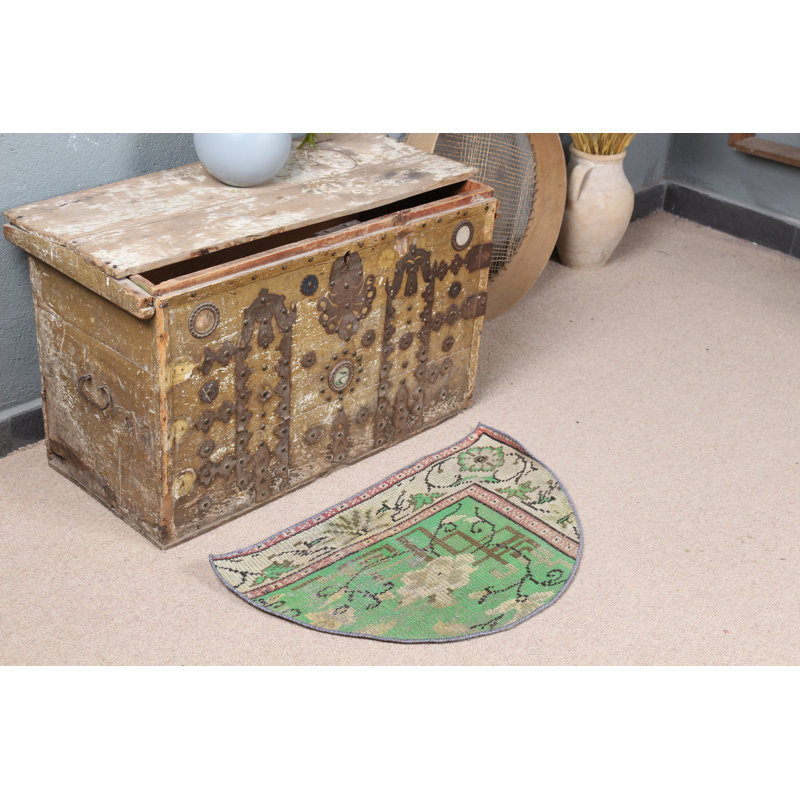 Handwoven Round Turkish Oushak Rug in Green Ideal For Your Entryway or Small Spaces