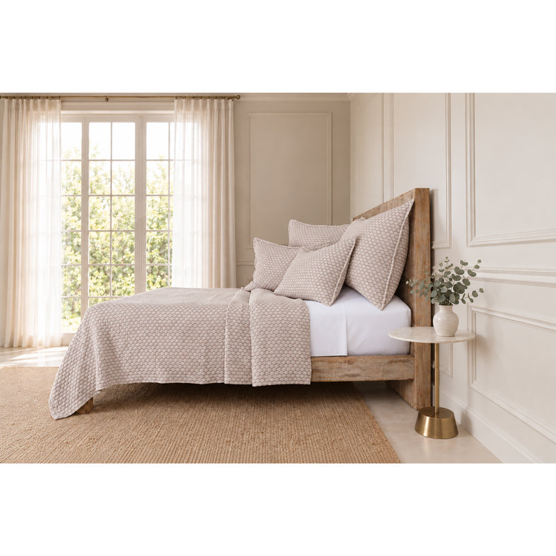 Avalon Geometric Blanket, Queen, Light Walnut