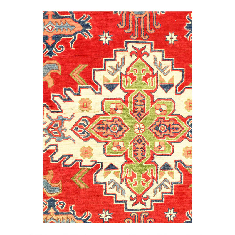 Tapis Kazak finement noué à la main 6 pi 6 po x 9 pi 8 po