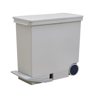 Plastic Step On Waste Bin - 26L