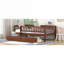 Lit de jour à plateforme double en bois massif de couleur brune pour les petits espaces de vie, sert également de siège et de sommeil, style minimaliste moderne-129232312-129232314