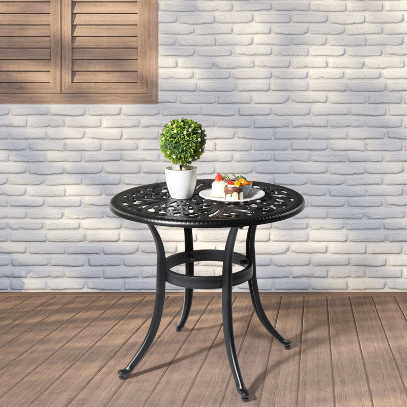 Table d'appoint en aluminium thermolaqué Reinna, Noir