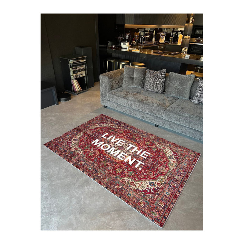 Tapis rouge lavable Live The Moment, Sous-tapis rectangulaire de 3 pi 3 po x 4 pi 11 po