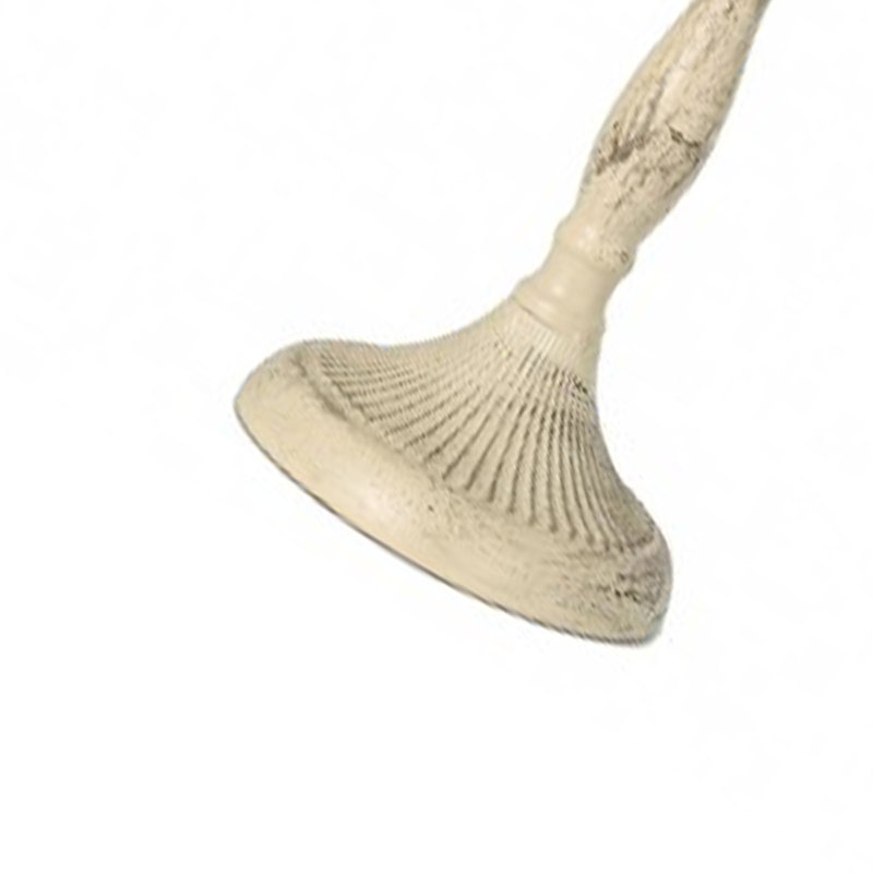 Bougeoir en fer, accessoire de table vintage romantique pour souper aux chandelles en famille ou en amoureux.