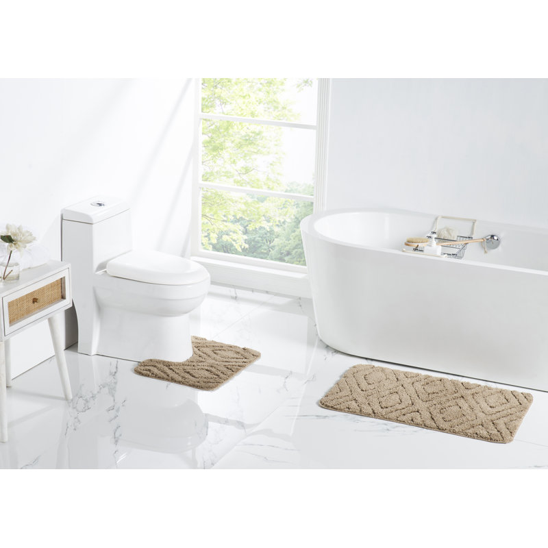 Dillwyn Non-Slip Bath Rug, Brown