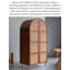 Armoire arquée tissée en rotin de bois massif de style Wabi-Sabi