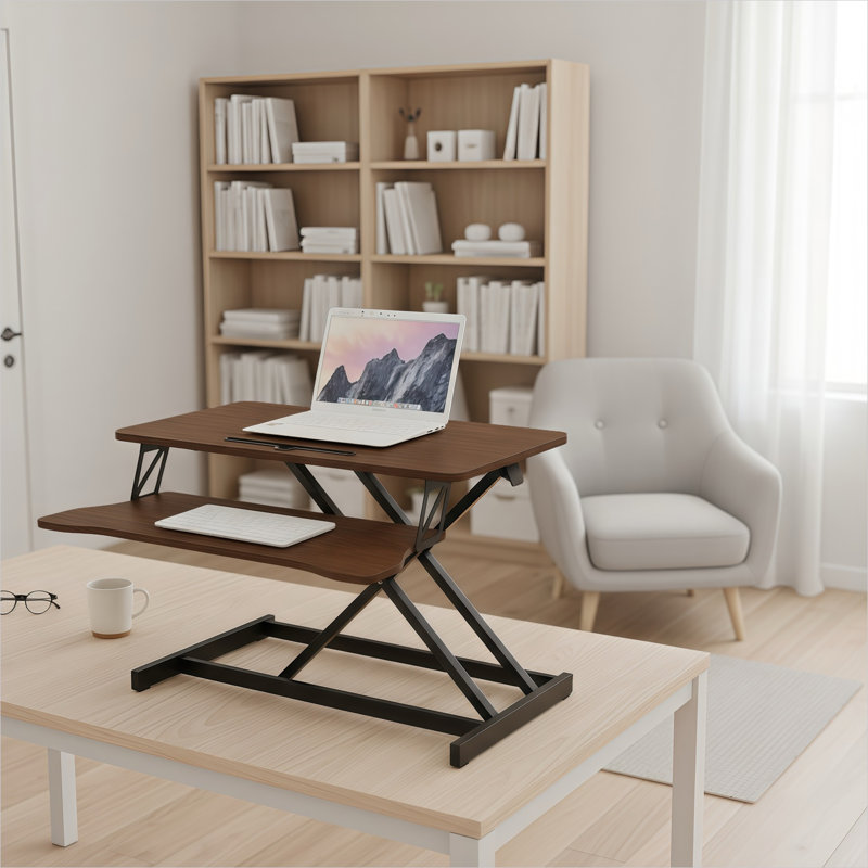Convertisseur de bureau réglable réglable en noir classique avec bureau en noyer, poste de travail double moniteur pour bureau personnel