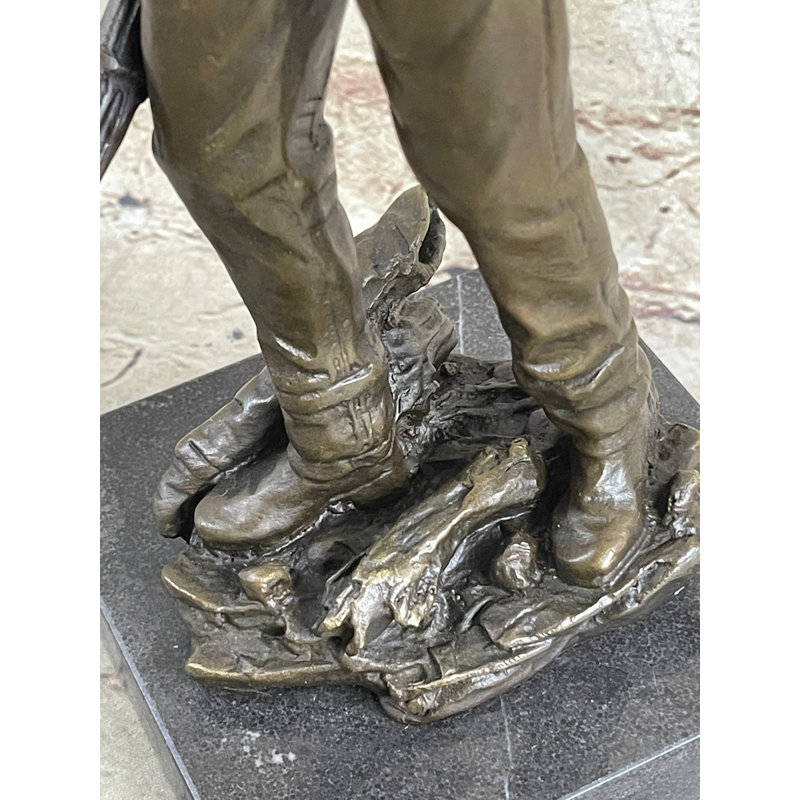Figurines et sculptures
