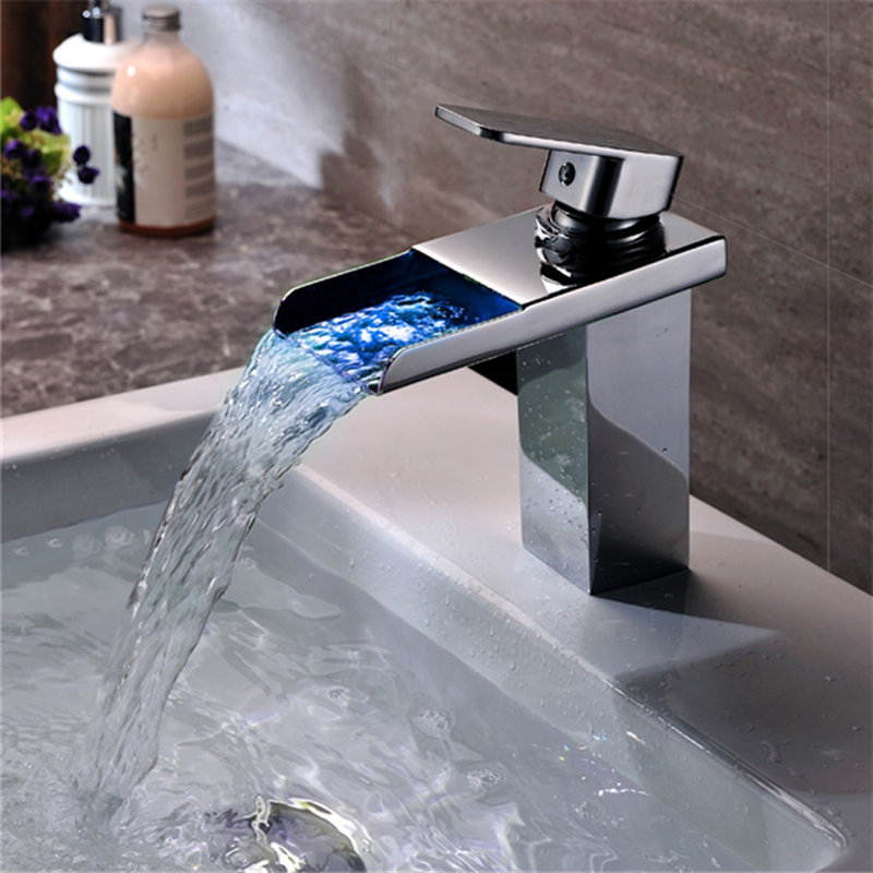 Robinet de salle de bain à un trou, Nickel brossé