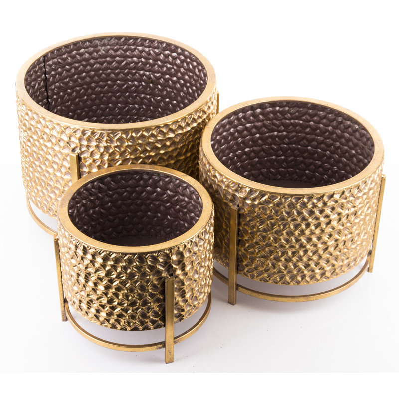 Maida Metal Pot Planter