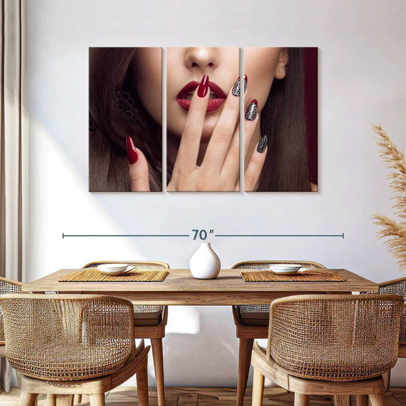 Clous rouges Shogueworth Vogue, H 36 po x l 57 po