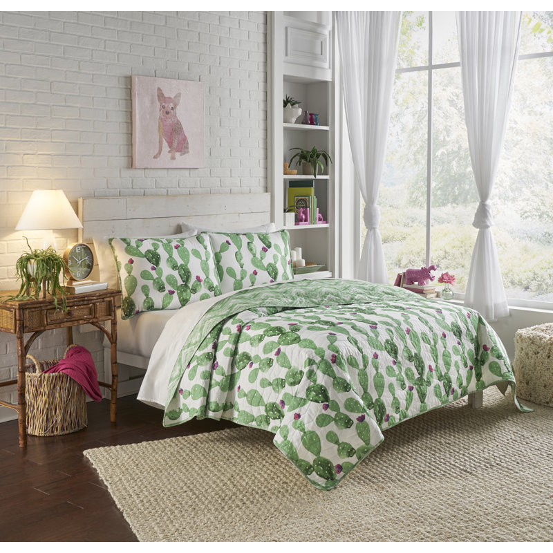 Full Pink Cotton Reversible Quilt Set with Cactus Motif