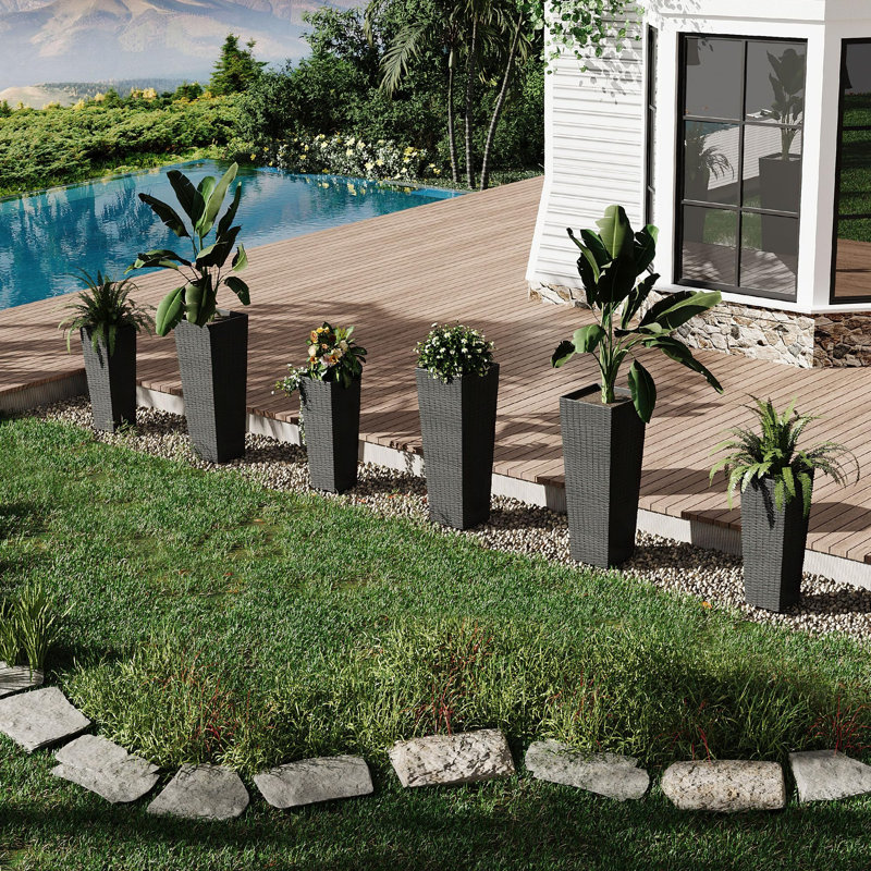 Metal Raised Garden Bed, 60cm H x 22.7cm W x 22.7cm D