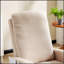 Chaise berçante moderne avec pieds en bois massif, fauteuil oscillant rembourré avec poche latérale et repose-pieds, dossier haut pour un confort ultime