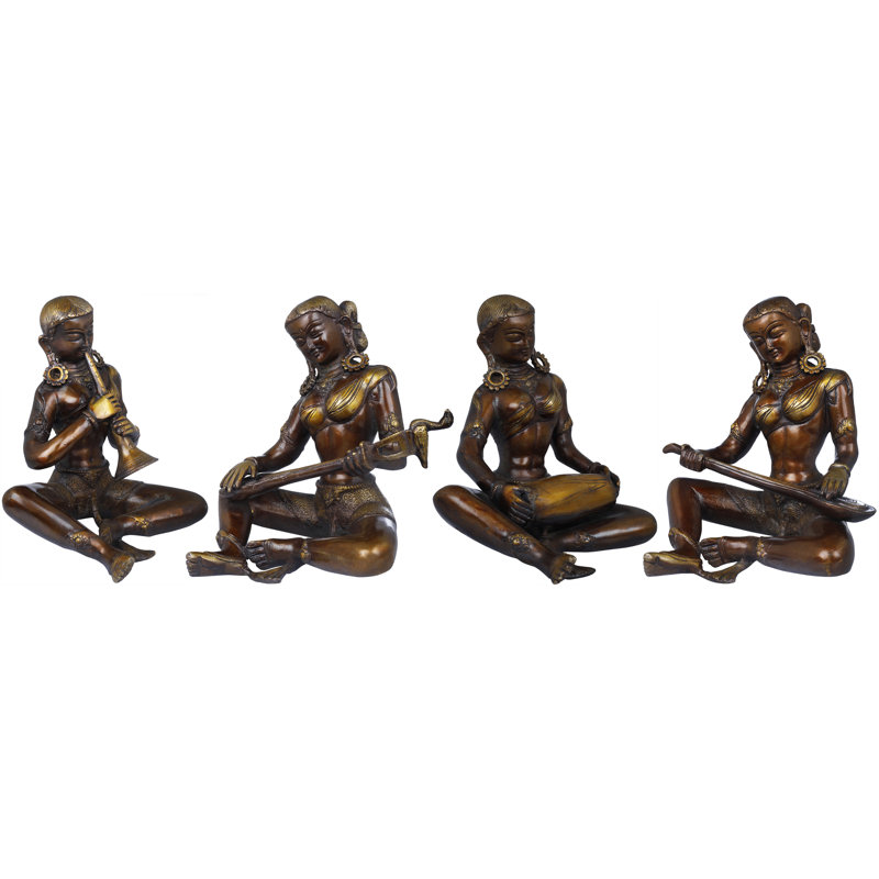 Ensemble de 4 figurines féminines 4 pièces