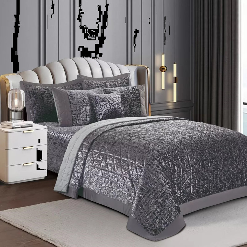 Velvet Bedspread with Pillow Shams, Silver, Super King Bedspread+ 2 Standard Shams