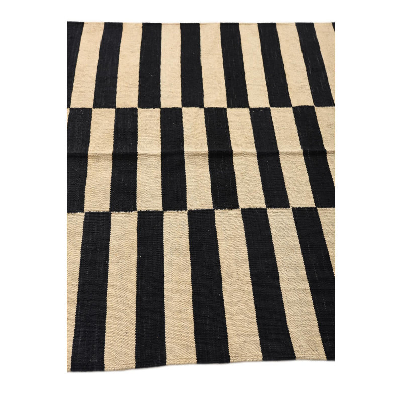 Tapis noir et blanc Noor