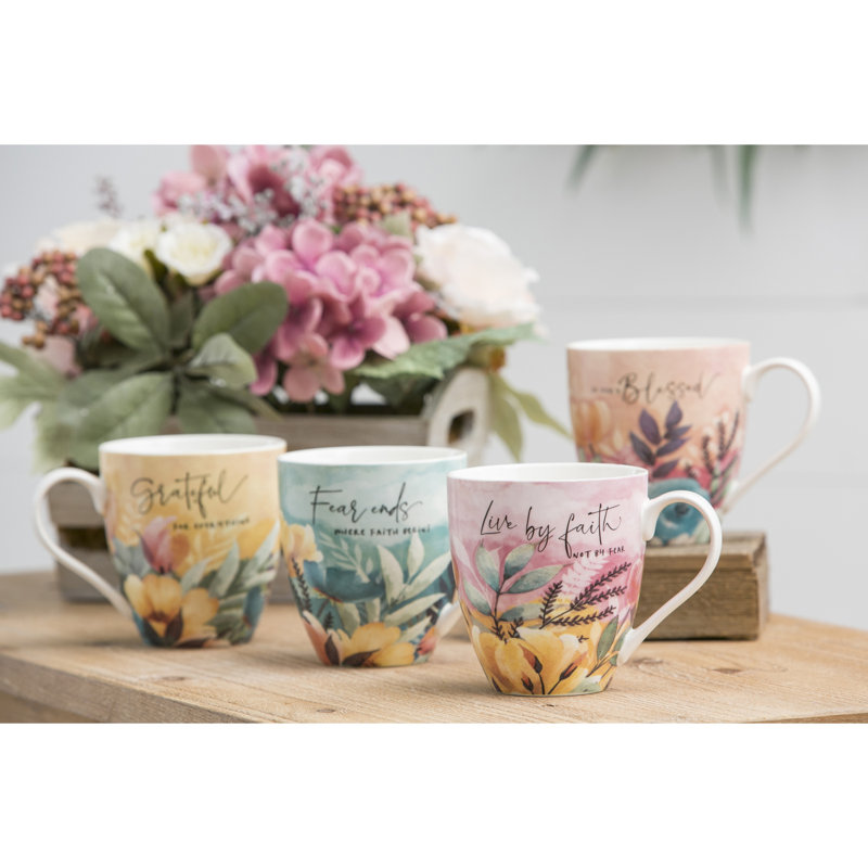 Ensemble de grande tasse à café dimanche matin 4 pièces